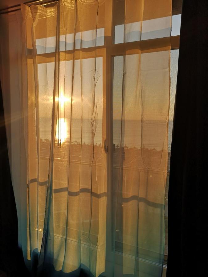Relax Inn Apartment Нэводари Экстерьер фото